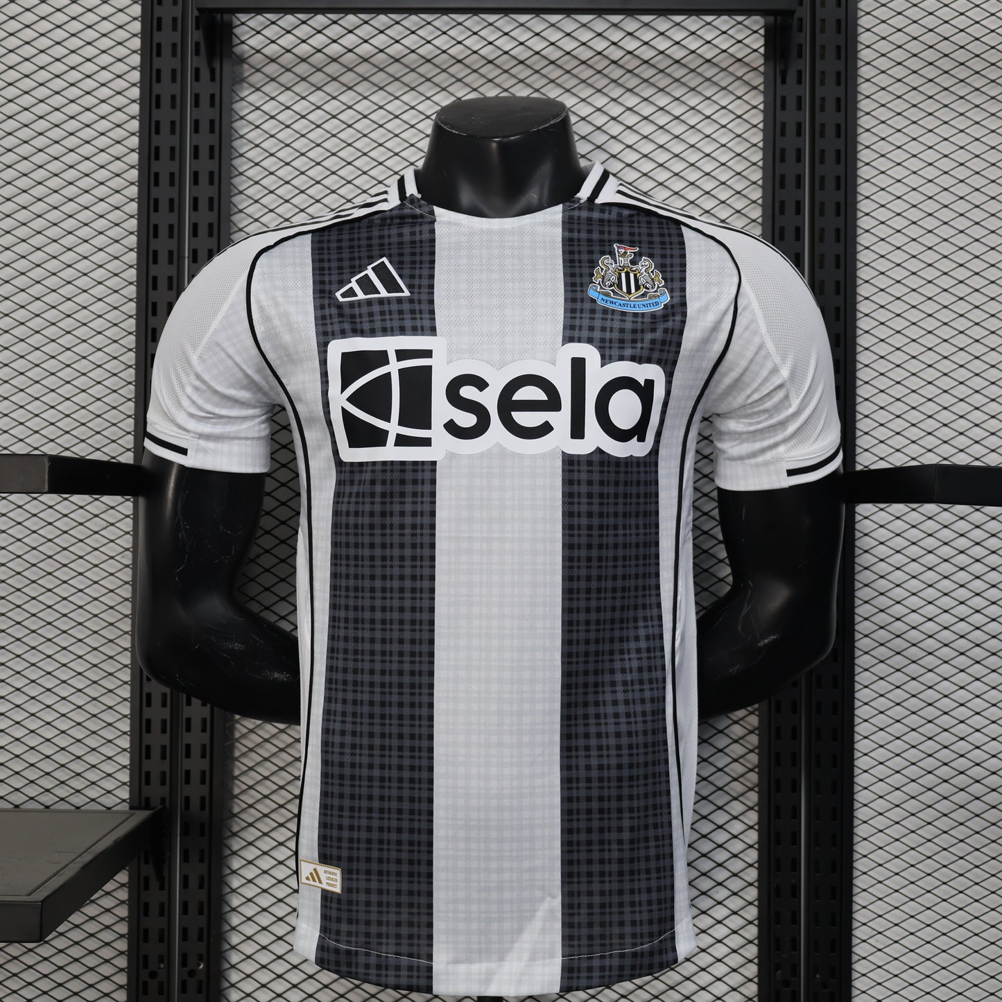 NEWCASTLE UNITED 25/26
