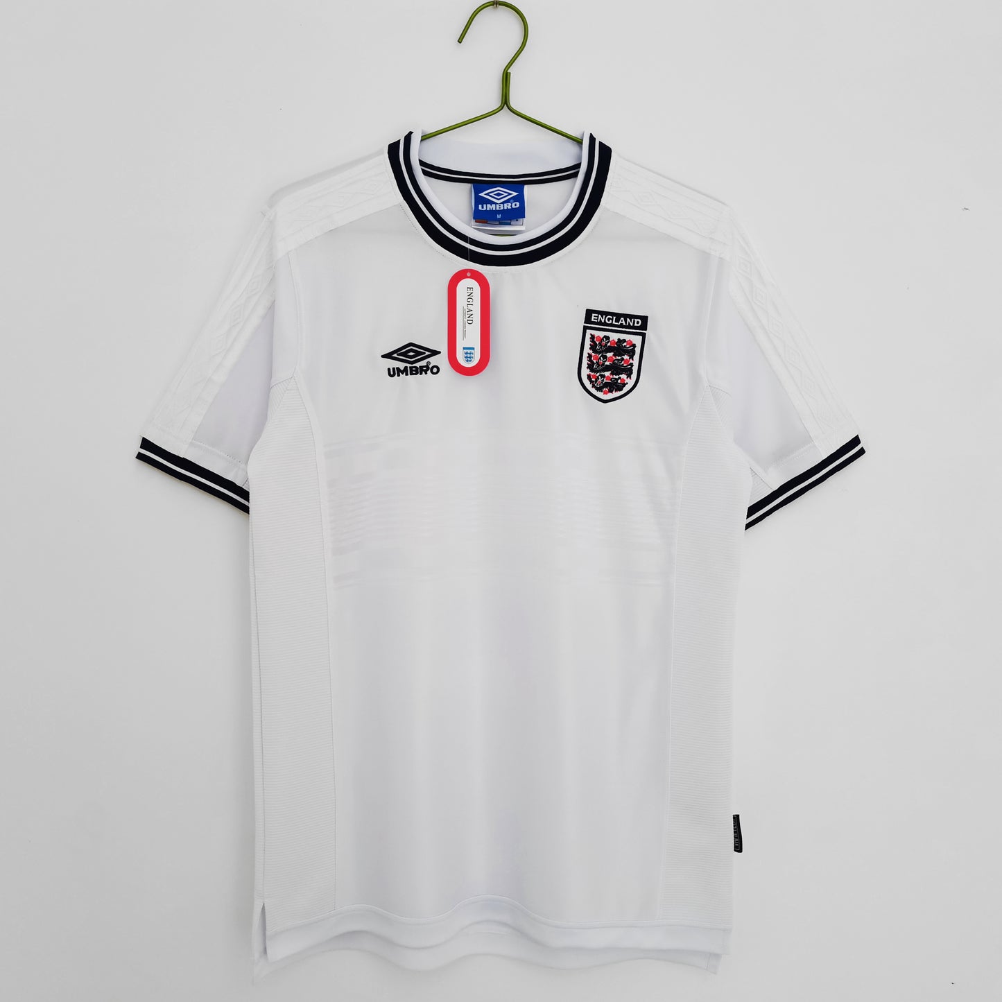 ENGLAND 1999/01
